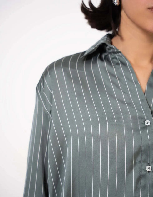 STRIPED BUTTON DOWN SHIRT